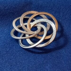 Vintage Silver Tone Smooth/Textured Metal Multiple Circle Design Brooch